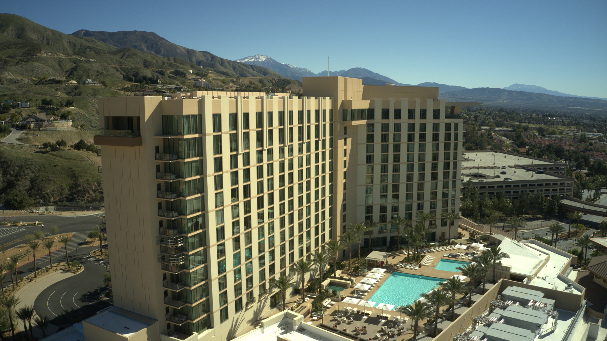 san manuel casino sunday hilton hotel deal